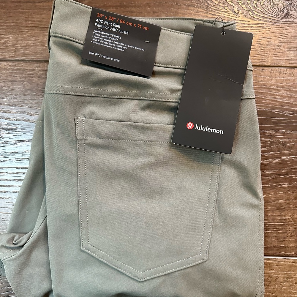Men’s Lululemon, ABC pants warpstreme slim-fit 33” waist and 28” length ,new tag